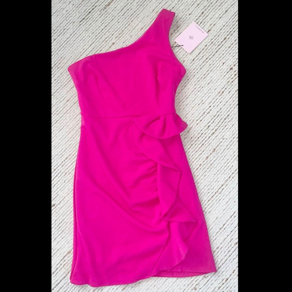 New Hello Molly ruffle front one shoulder mini dress🌞